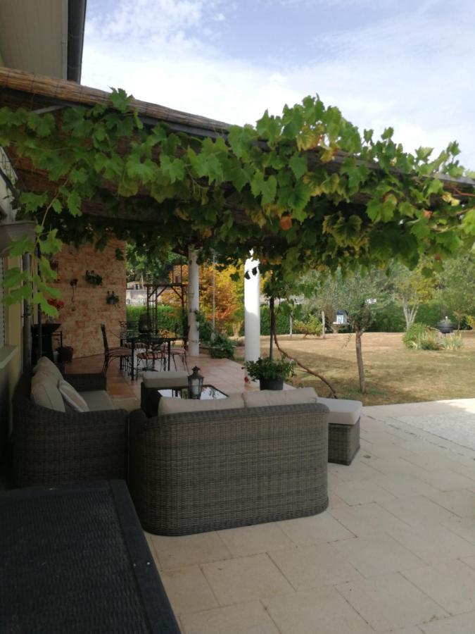 Au Doux Repos Bed & Breakfast Lucbardez-et-Bargues Bagian luar foto