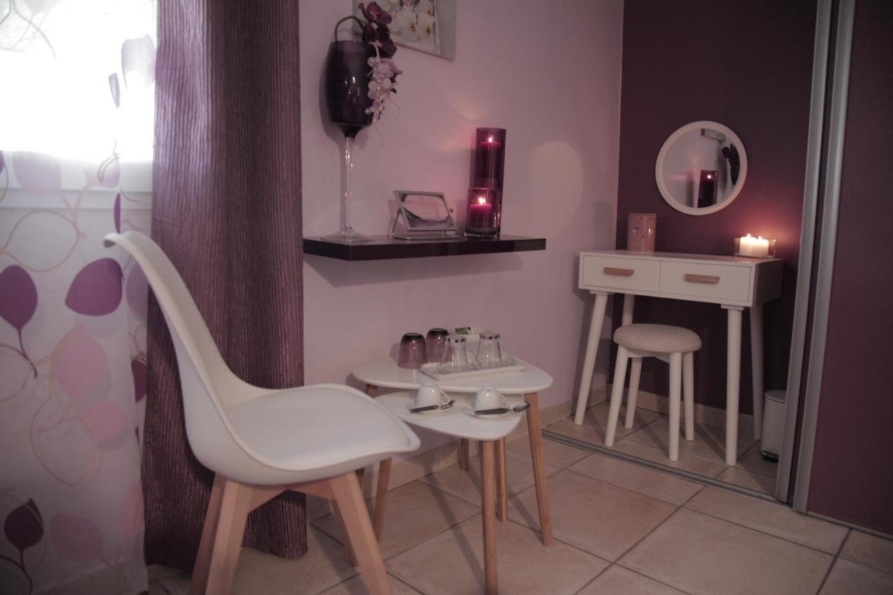 Au Doux Repos Bed & Breakfast Lucbardez-et-Bargues Bagian luar foto