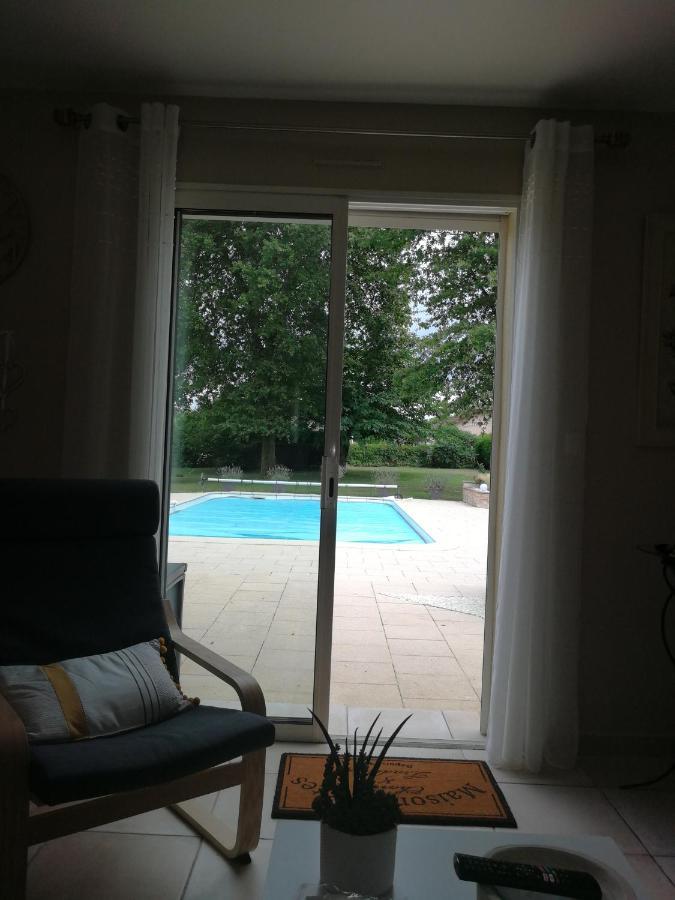 Au Doux Repos Bed & Breakfast Lucbardez-et-Bargues Bagian luar foto