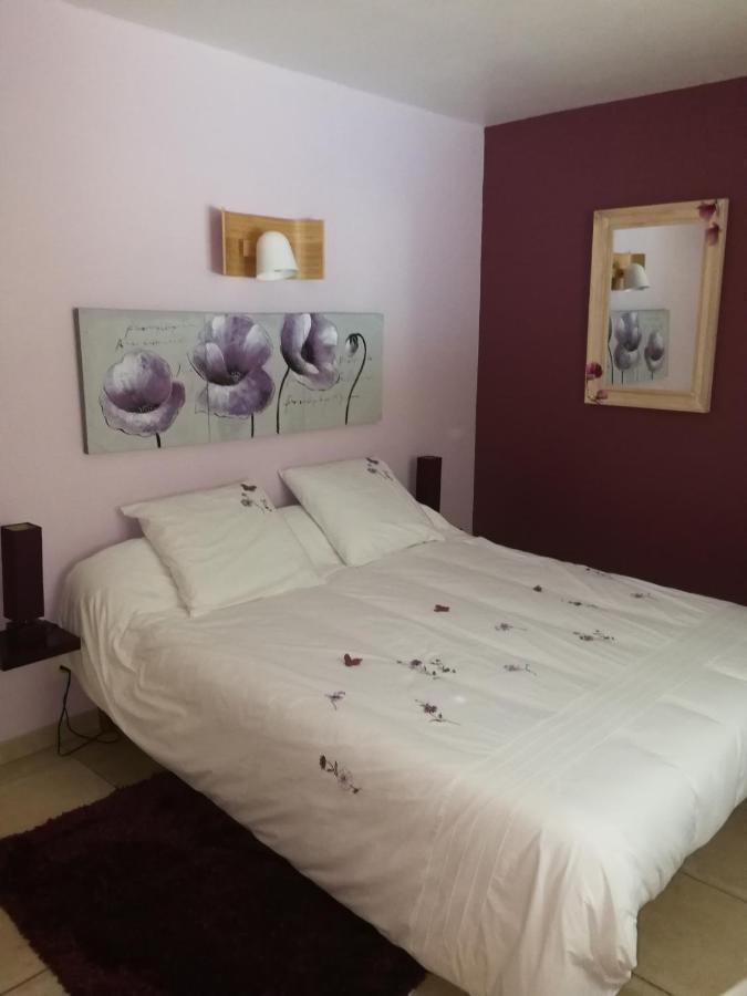 Au Doux Repos Bed & Breakfast Lucbardez-et-Bargues Bagian luar foto
