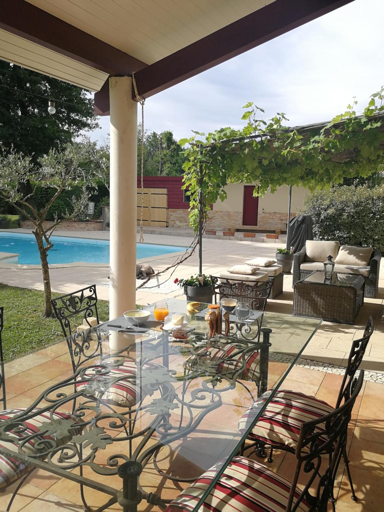 Au Doux Repos Bed & Breakfast Lucbardez-et-Bargues Bagian luar foto